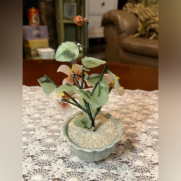 Mini Jade and Rose Quartz tree - Picture 4 of 11